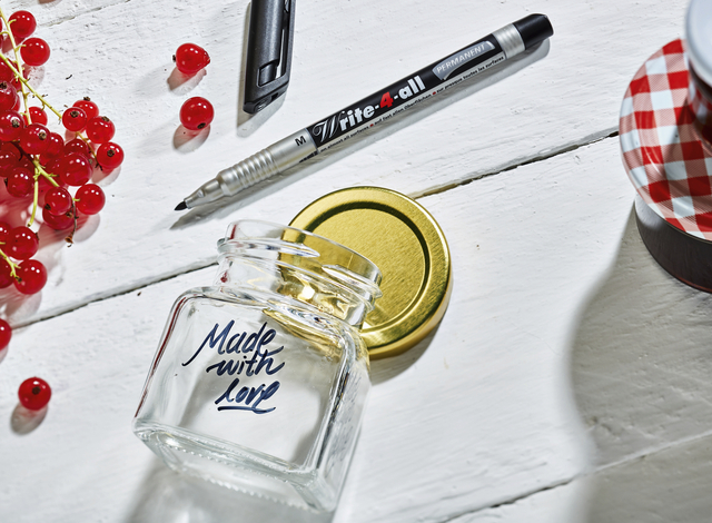 635721p11