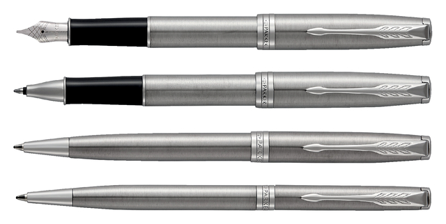 VNKM8780