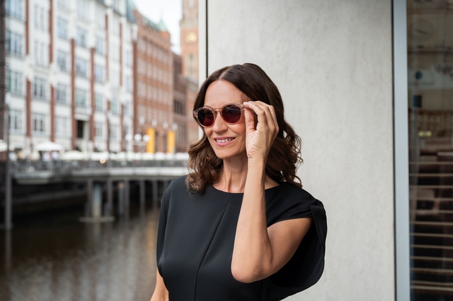 1435335p4