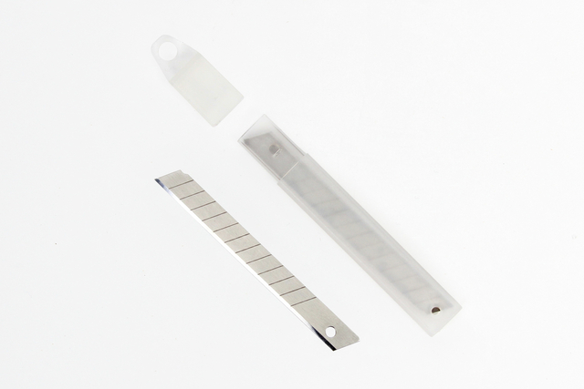 Lames de rechange de cutter IEZZY 9mm 10 pièces