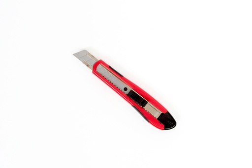 [1438283] Cutter IEZZY 18mm plastique prise Softgrip 1 lame incluse